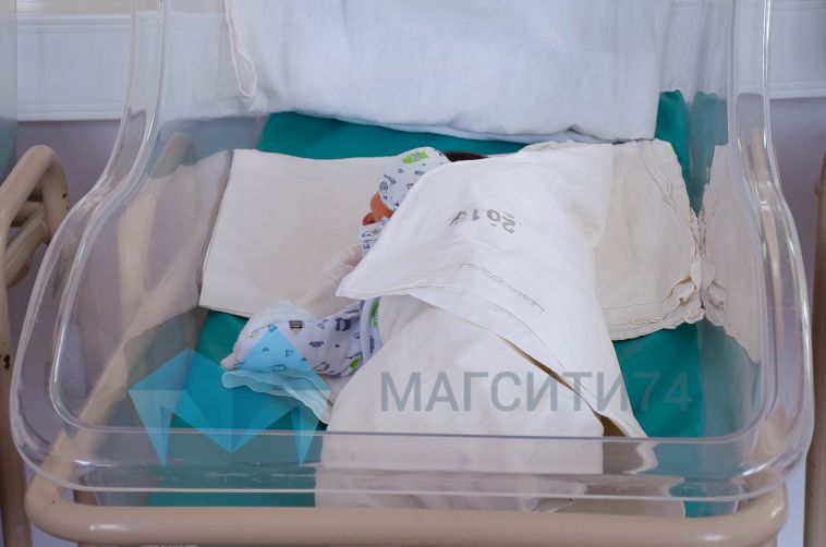 Магнитогорские врачи спасли жизнь женщине и новорождённой