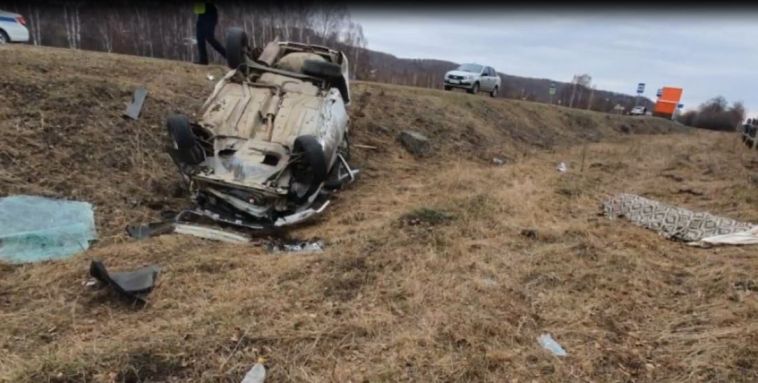 Авария в Абзелиловском районе унесла жизни водителя и пассажира