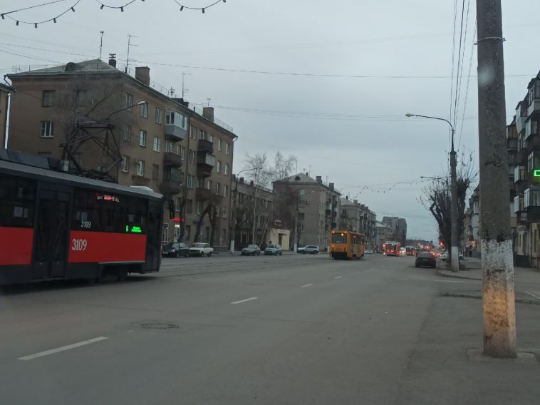В Магнитогорске трамваи встали в одну сторону