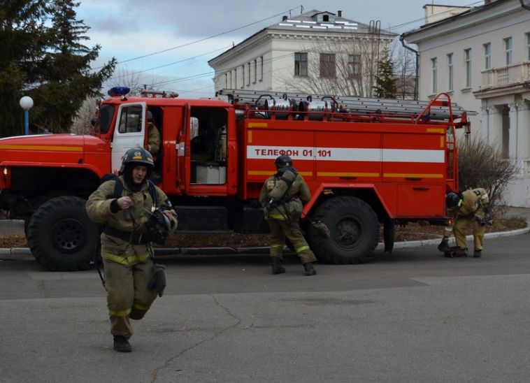 Магнитогорские пожарные провели учения в Городской больнице №1