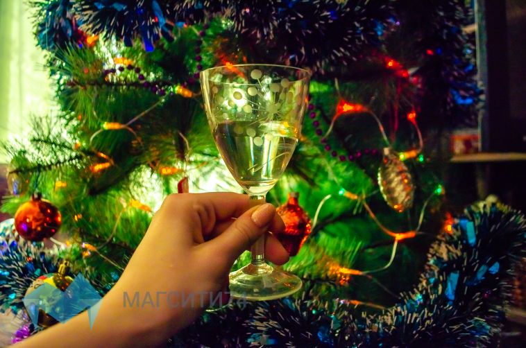 В Госдуме предлагают ограничить продажу алкоголя во время новогодних праздников