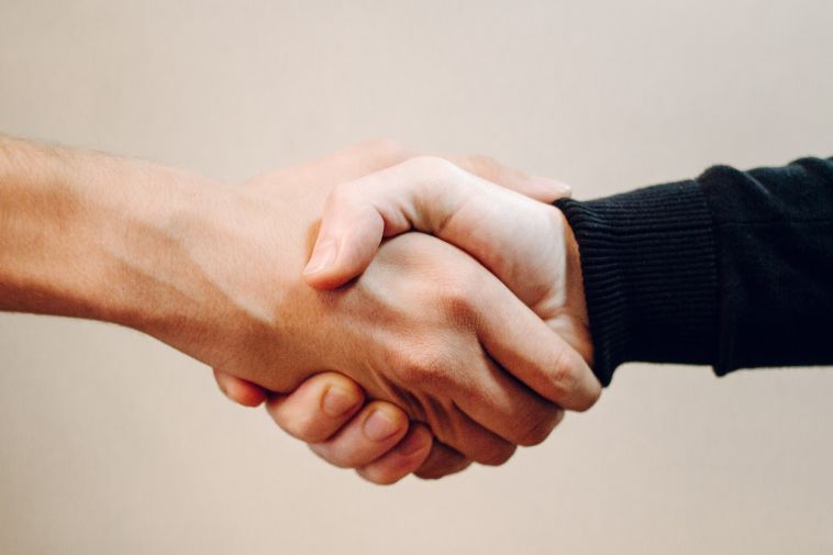 Снизился уровень безработицы: работодатели стали практиковать найм работником на неполный день