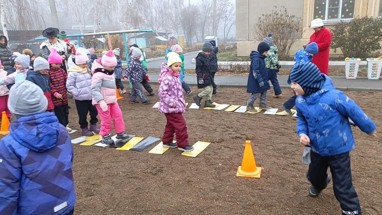 В Магнитогорске сотрудники ГИБДД пришли в детский сад