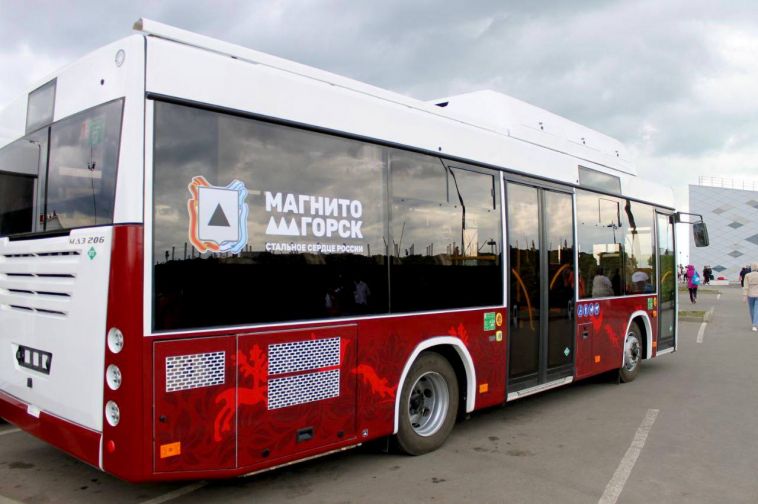 В Магнитогорске прекращено движение автобусов из-за обледенения проезжей части