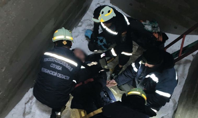 На Южном Урале рабочий упал в шахту лифта строящегося здания