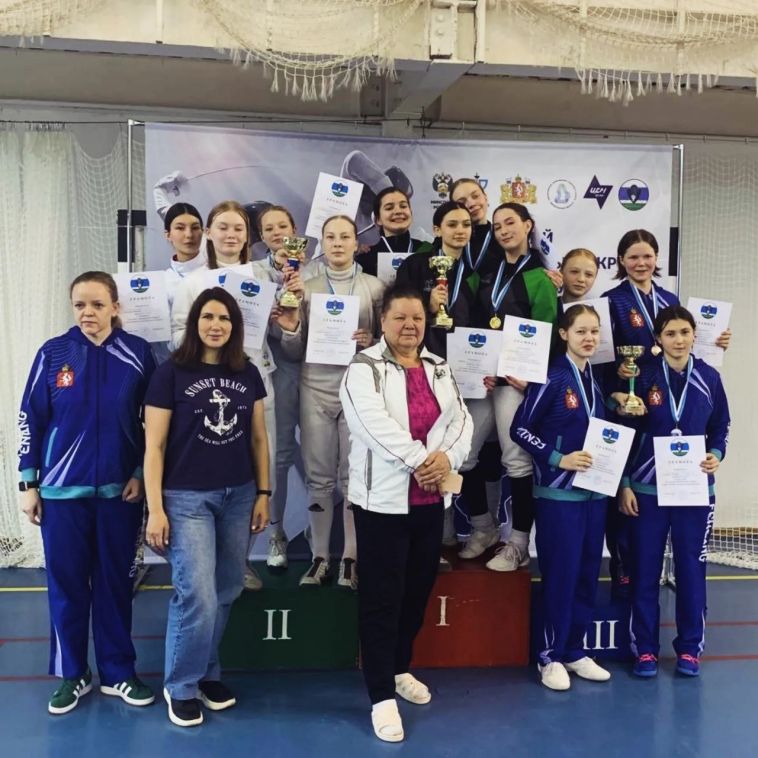 Магнитогорские спортсмены приняли участие в Чемпионате Уральского федерального округа по фехтованию на рапирах