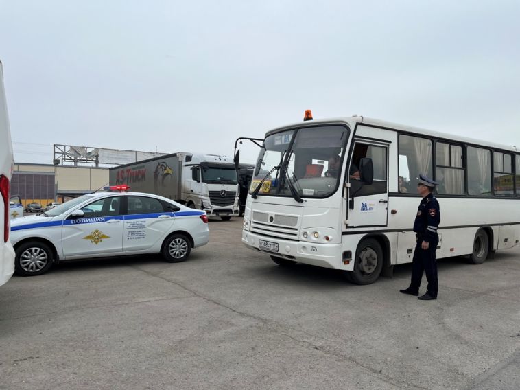 Дошкольники доставлены в «Горный ручеёк» в сопровождении автомобилей Госавтоинспекции