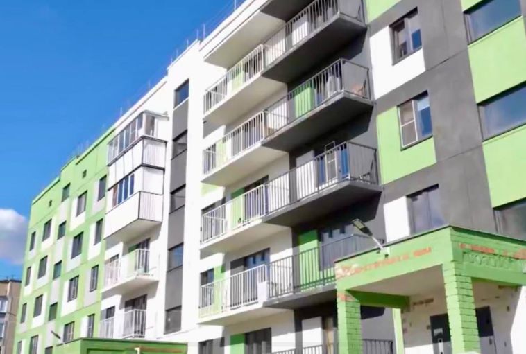 Руководитель регионального СКР поручил возбудить уголовное дело по сообщению из соцмедиа о нарушениях жилищных прав детей-сирот и переселенцев