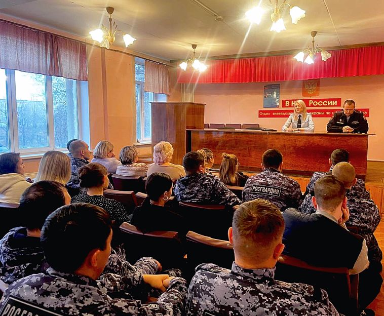 Сотрудники Госавтоинспекции провели рабочую встречу с сотрудниками Росгвардии