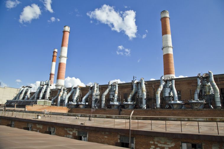 Энергетики Магнитки отмечают профессиональный праздник