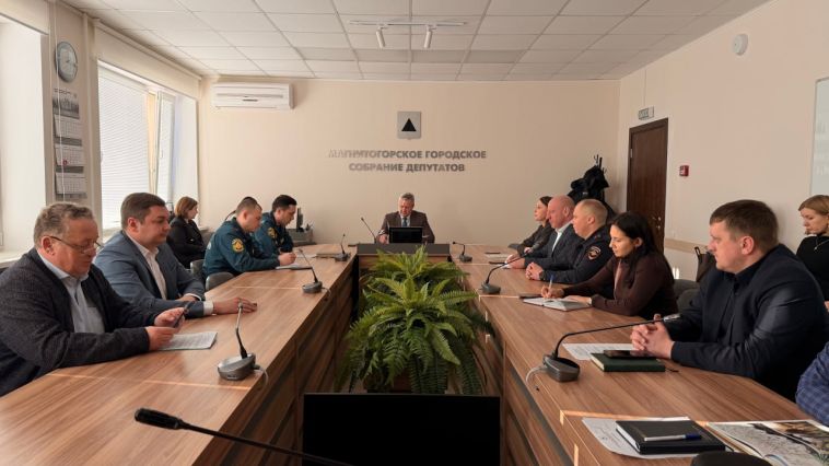 Состоялось первое в этом году заседание комиссии по предупреждению и ликвидации чрезвычайных ситуаций и обеспечению пожарной безопасности