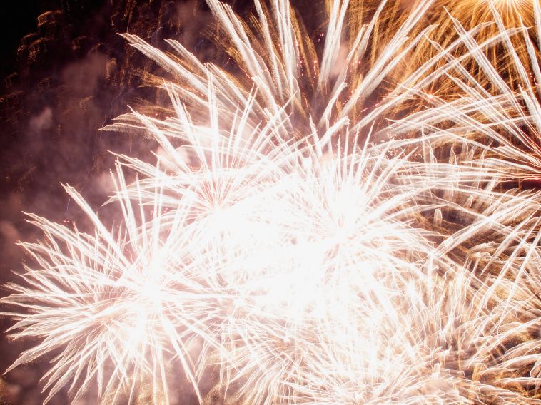 Для магнитогорцев в мае могут отгреметь сразу два салюта