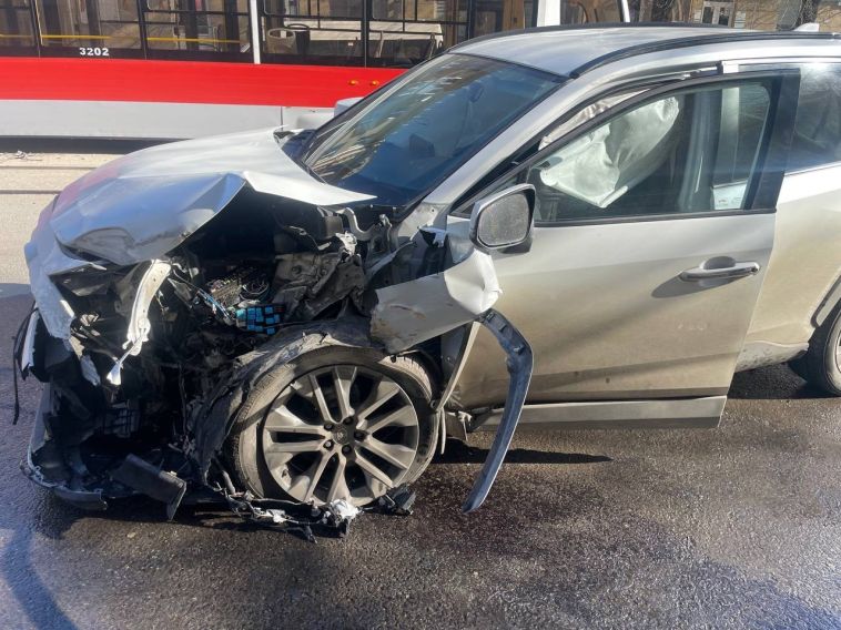 В Магнитогорске за прошедшие сутки зарегистрировано два факта ДТП с пострадавшими