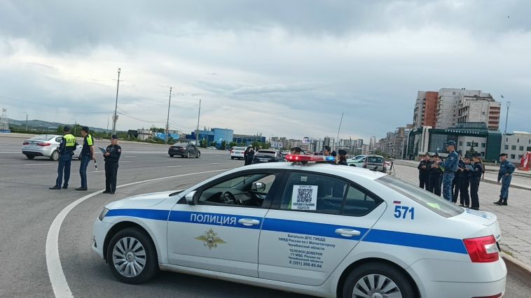 В Магнитогорске сотрудники Госавтоинспекции провели совместный рейд с федеральной службой судебных приставов