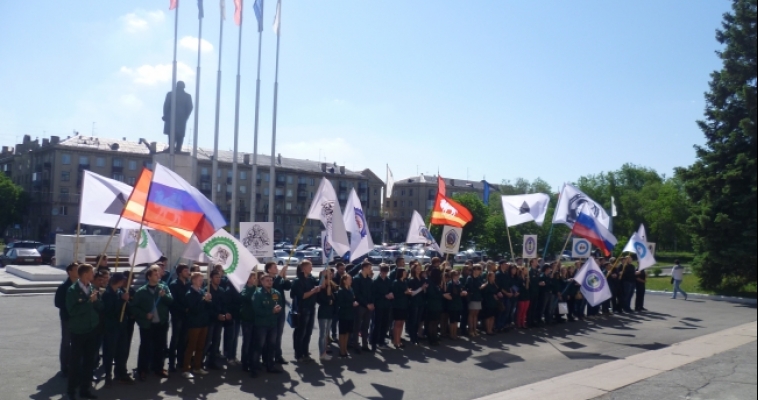 Студентам на лето пожелали лёгких кирпичей и послушных детей