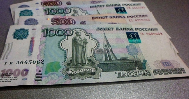 Цыганка обманула продавца в парфюмерном магазине