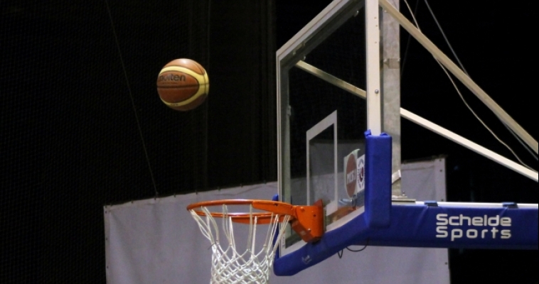 Две баскетболистки МГТУ вышли в национальный финал турнира по стритболу