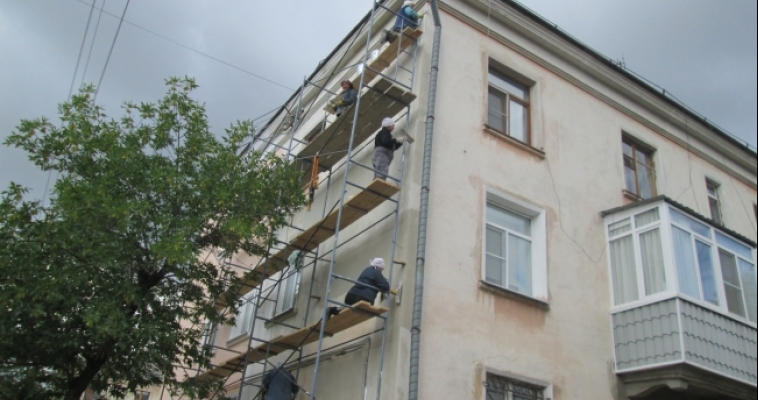 В Магнитогорске ремонтируют 12 многоквартирных домов