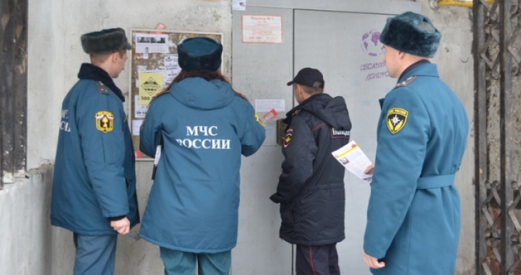 Откройте, к вам пожарные