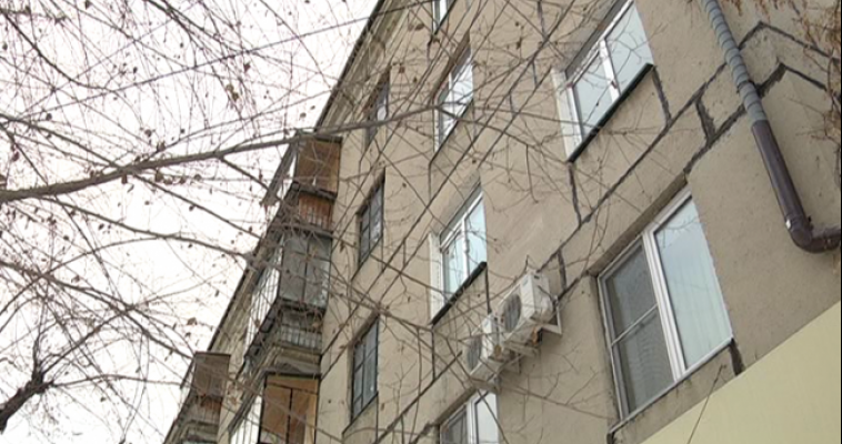 Администрацию через суд обязали выделить квартиру больному ребёнку