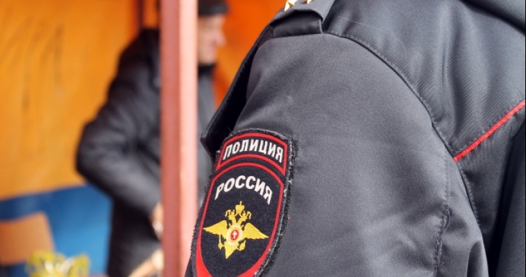 Магнитогорец вырвал из рук пенсионерки сумку в центре города