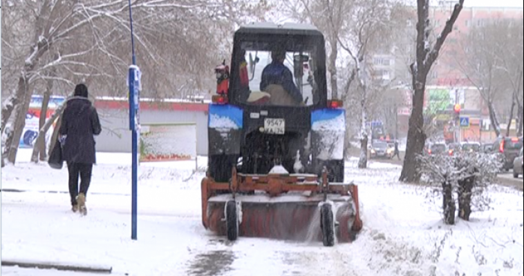 Есть ли в Челябинске магнитогорская снегоуборочная техника? Заместитель главы дал ответ депутатам