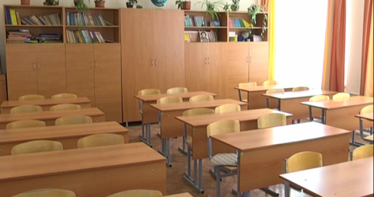 В понедельник школьники и студенты выйдут на занятия