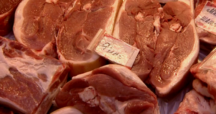 Усилены санитарные меры. Магнитогорцев призывают быть осторожными при покупке мяса