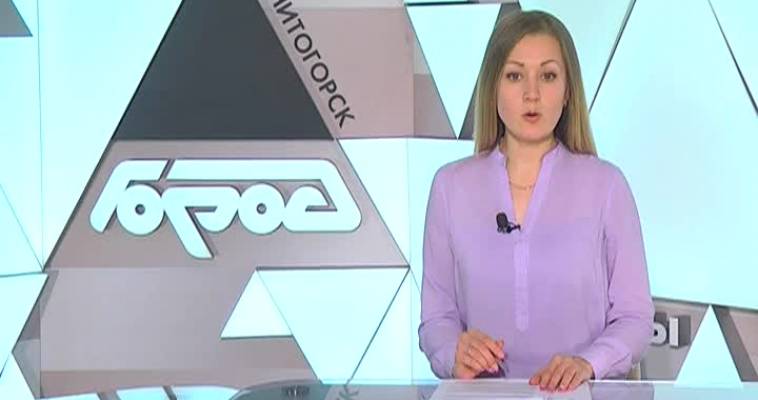 Сожгла автомобиль 