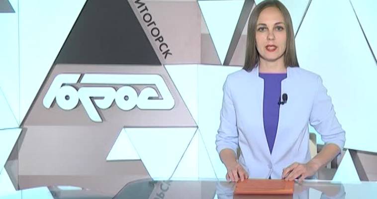 В ТВОРЧЕСКОМ ЛАБИРИНТЕ
