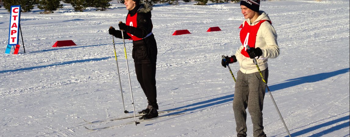 Школьники сдали норматив ГТО по бегу на лыжах