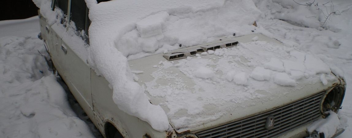 Брошенные автомобили могут увезти на штрафстоянку