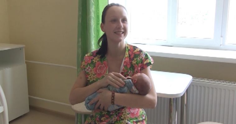 ИЗ ПОЕЗДА В РОДДОМ