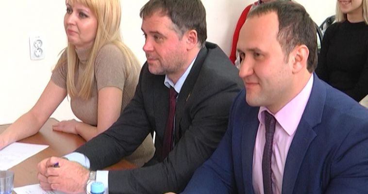 ПОЛИТИЧЕСКИЕ БАТАЛИИ