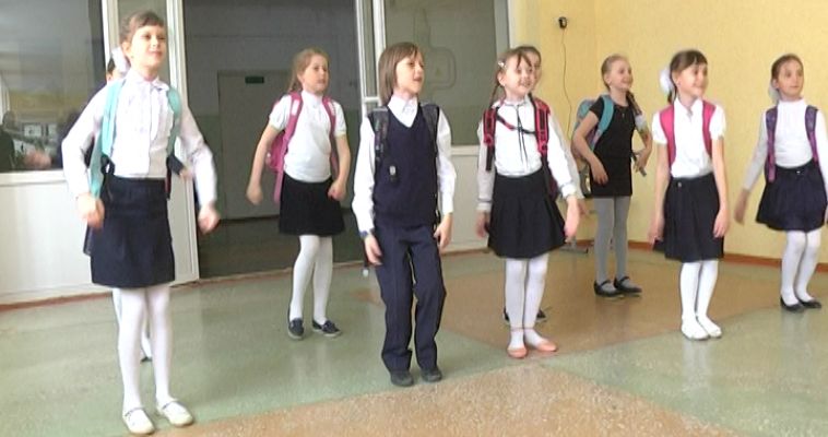 ЗАРЯДКА ДЛЯ ДЕТЕЙ