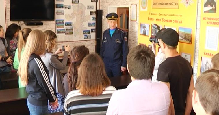 В ГОСТЯХ У ВОЕННОСЛУЖАЩИХ