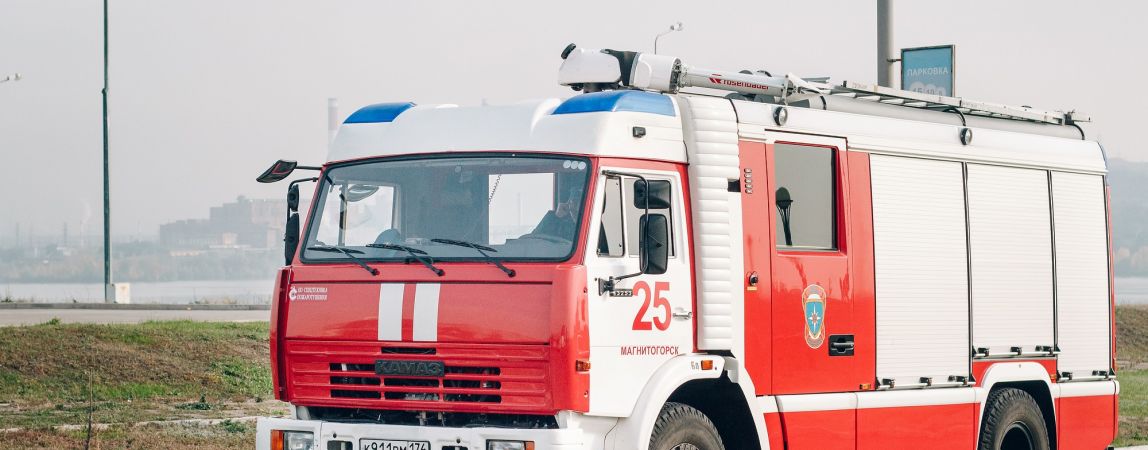 Автомобиль, сады и баня. Четыре пожара за день