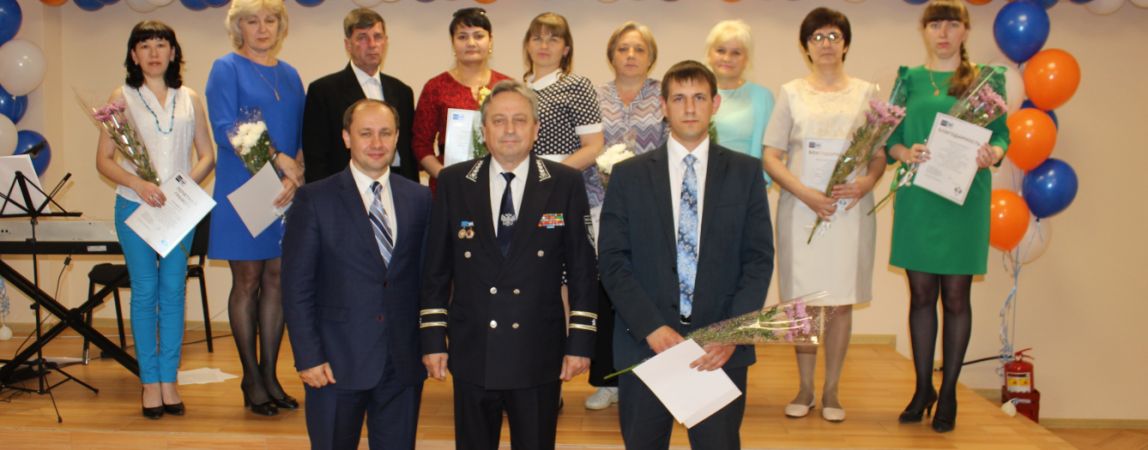 Южноуральским почтовикам вручили награды к Дню российской почты
