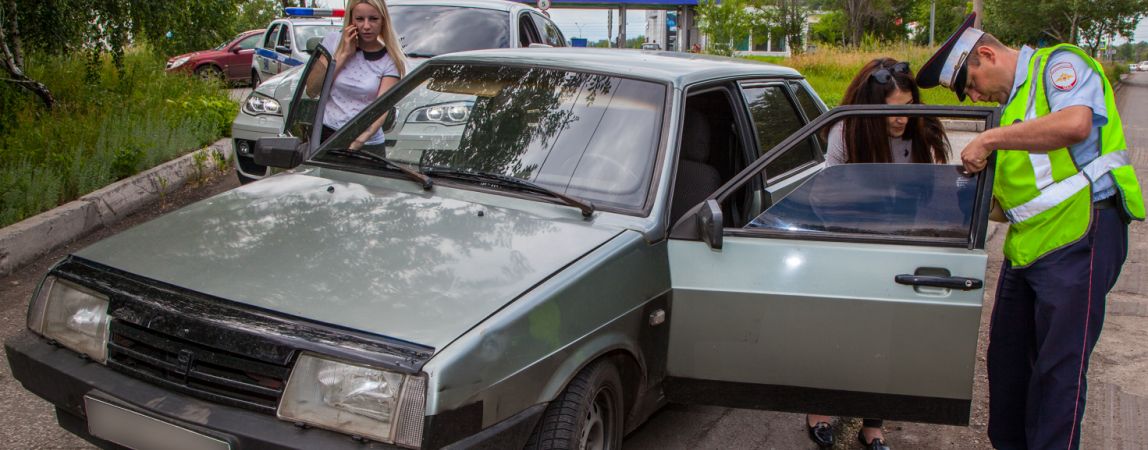 Сорока водителям пришлось снять тонировку со своих автомобилей