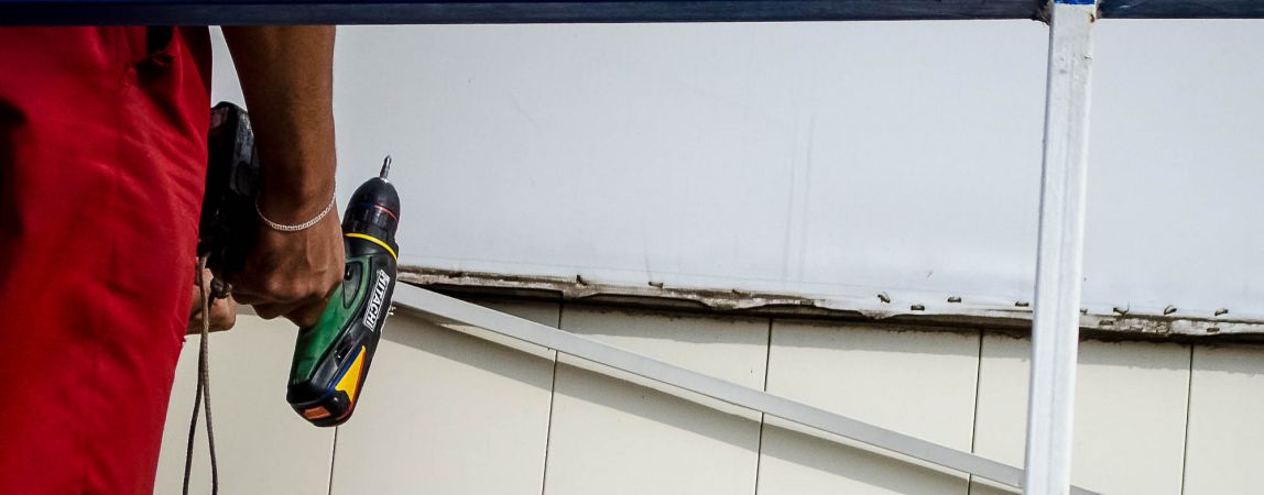 Вывески — долой. В Магнитогорске не утихает борьба с незаконной рекламой