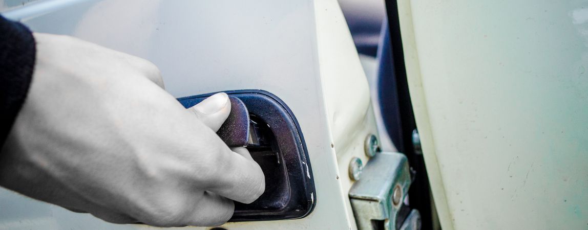 Сезон для угонщиков открыт. Полиция предупреждает автовладельцев