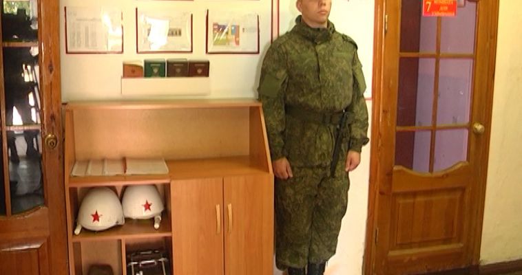 В ГОСТИ К СОЛДАТАМ