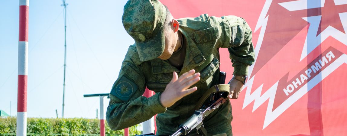 Будущих призывников познакомили с бытом военнослужащих