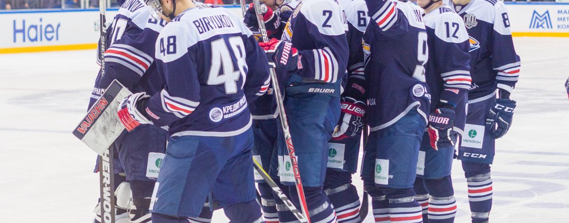 «Большое спасибо болельщикам». Послематчевое интервью «Металлурга» и «Нефтехимика»