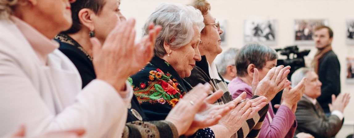 Помогли и сиротам, и пенсионерам. Соцзащита отчиталась общественной палате