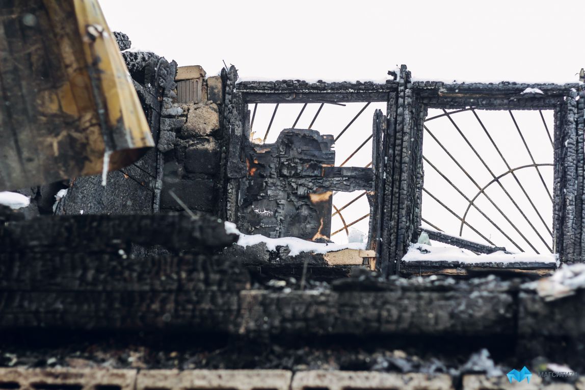Огонь уничтожил двухэтажный дом правозащитницы