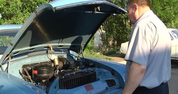 ЗА РУЛЕМ ЛЕГЕНДЫ
