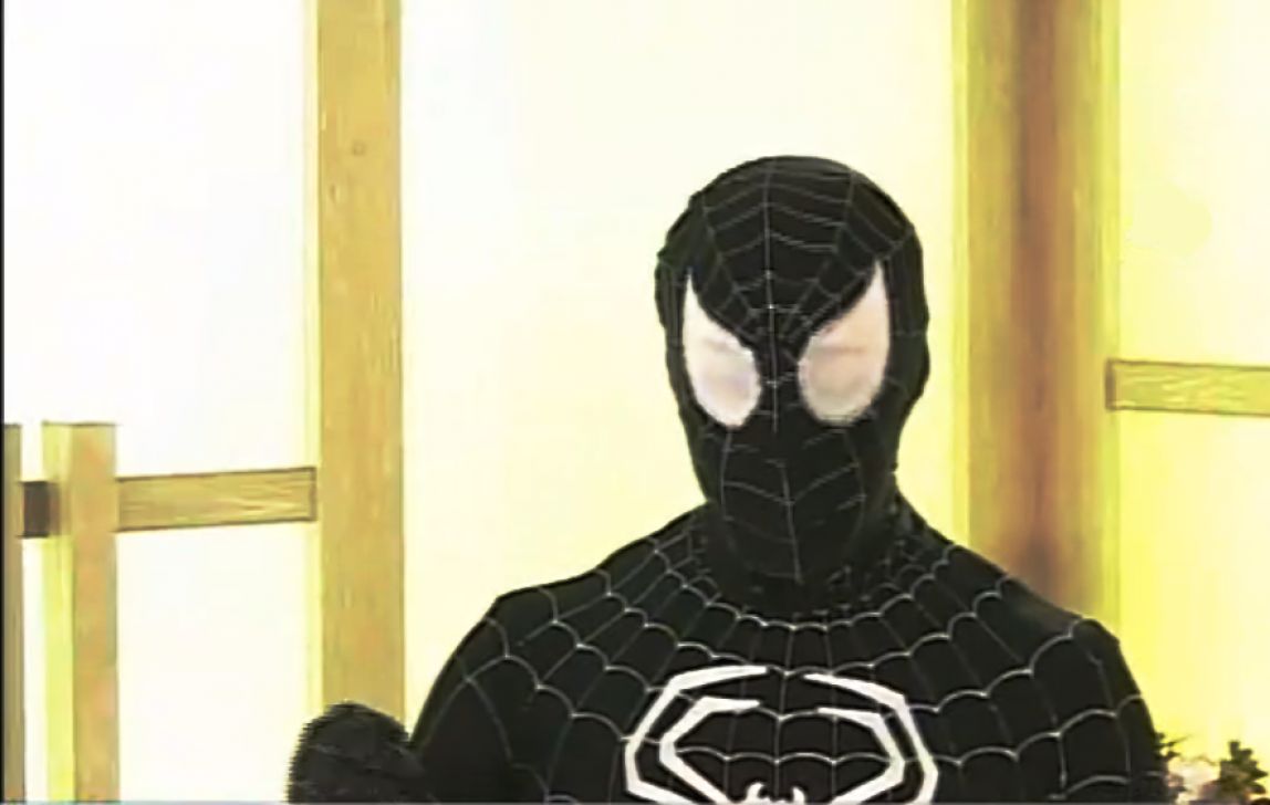 «Человек паук» напал на сторожа свалки в Челябинской области