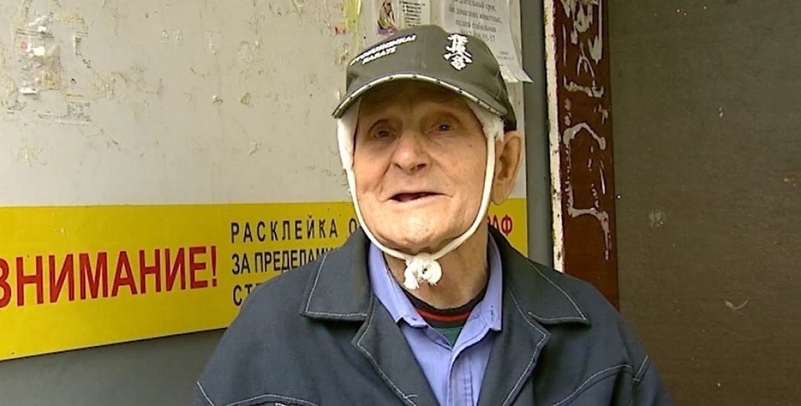 Ветерана Великой Отечественной войны избили у собственного подъезда