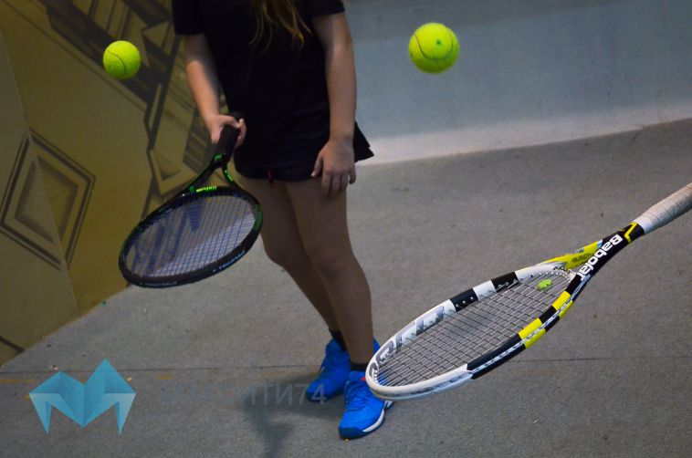 Победы — за собственный счет: есть ли будущее у городского тенниса?